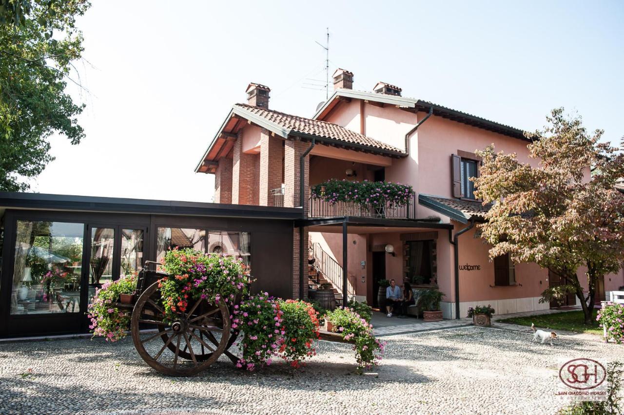 San Giacomo Horses & Agriturismo Arluno Exterior foto